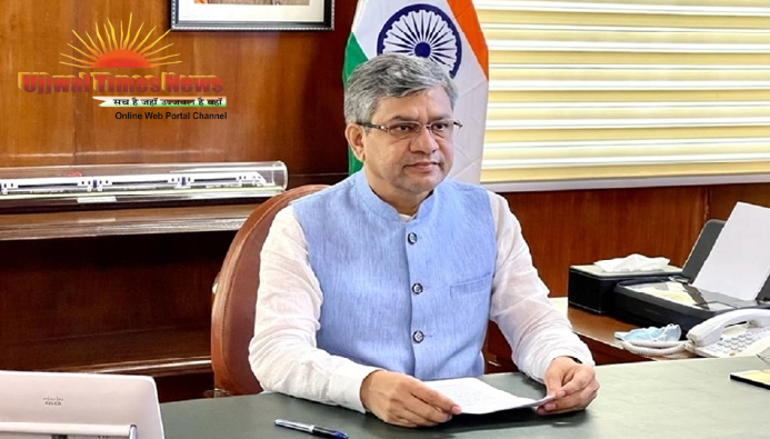 यात्रियों को सुरक्षित पैकेज्ड पेयजल उपलब्ध कराने के लिए रेलवे चला रहा 19 रेल नीर प्लांट, सुरक्षा व्यवस्था भी हुई और मजबूत